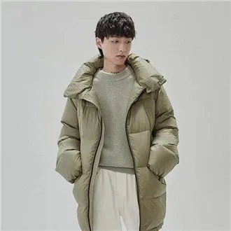 סוודר צוואר צוואר מחוזק מוצק